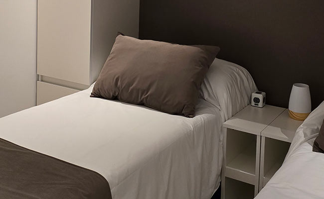 Detalle cama Abaco Suites