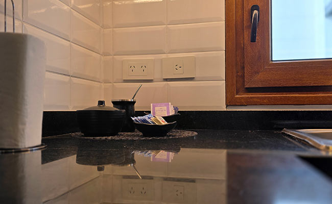 Detalle de cocina de Depto. Aluiler temporal en La Plata